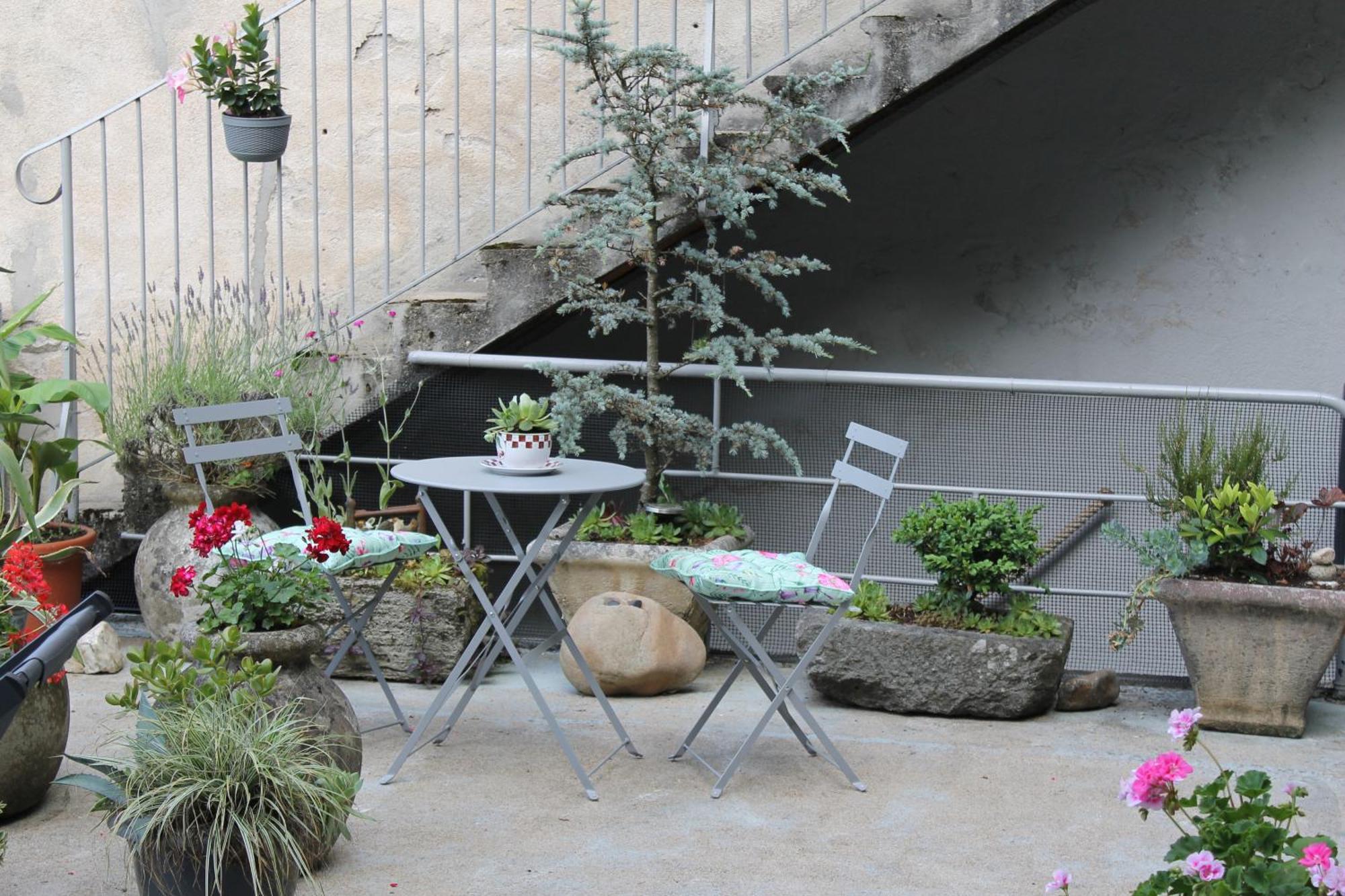 Chambre Bounty, B&B, Cuisine Privee, Lit Queen Size, Terrasse, Parking, Garage Olliergues Dış mekan fotoğraf